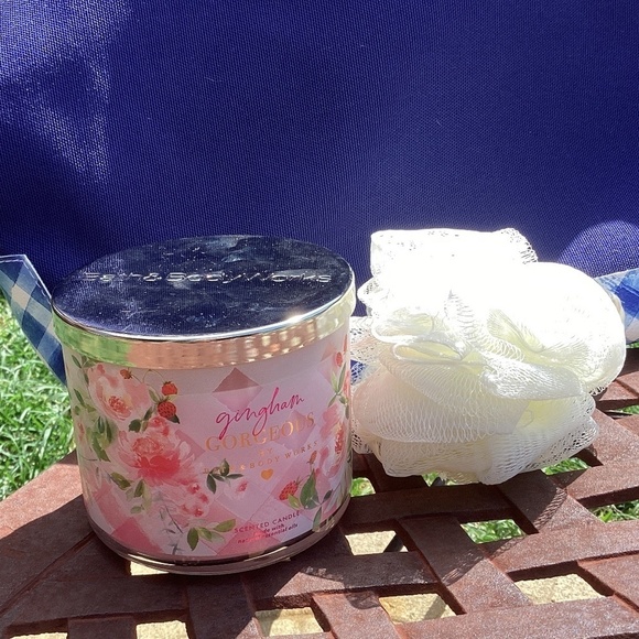 Price Firm NWT Bath & Body Works Gingham Gorgeous 7 Piece Gift Set With Bag - Picture 9 of 11